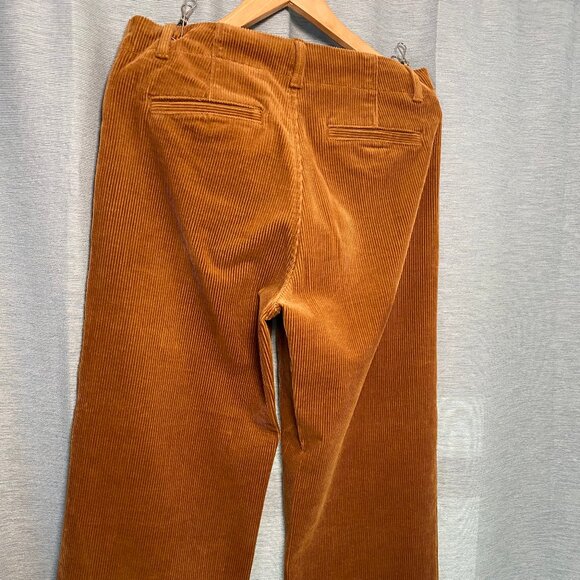 6T Wide Leg Cropped Wide Rib Corduroy Pant, Lands' End - Picture 3 of 4